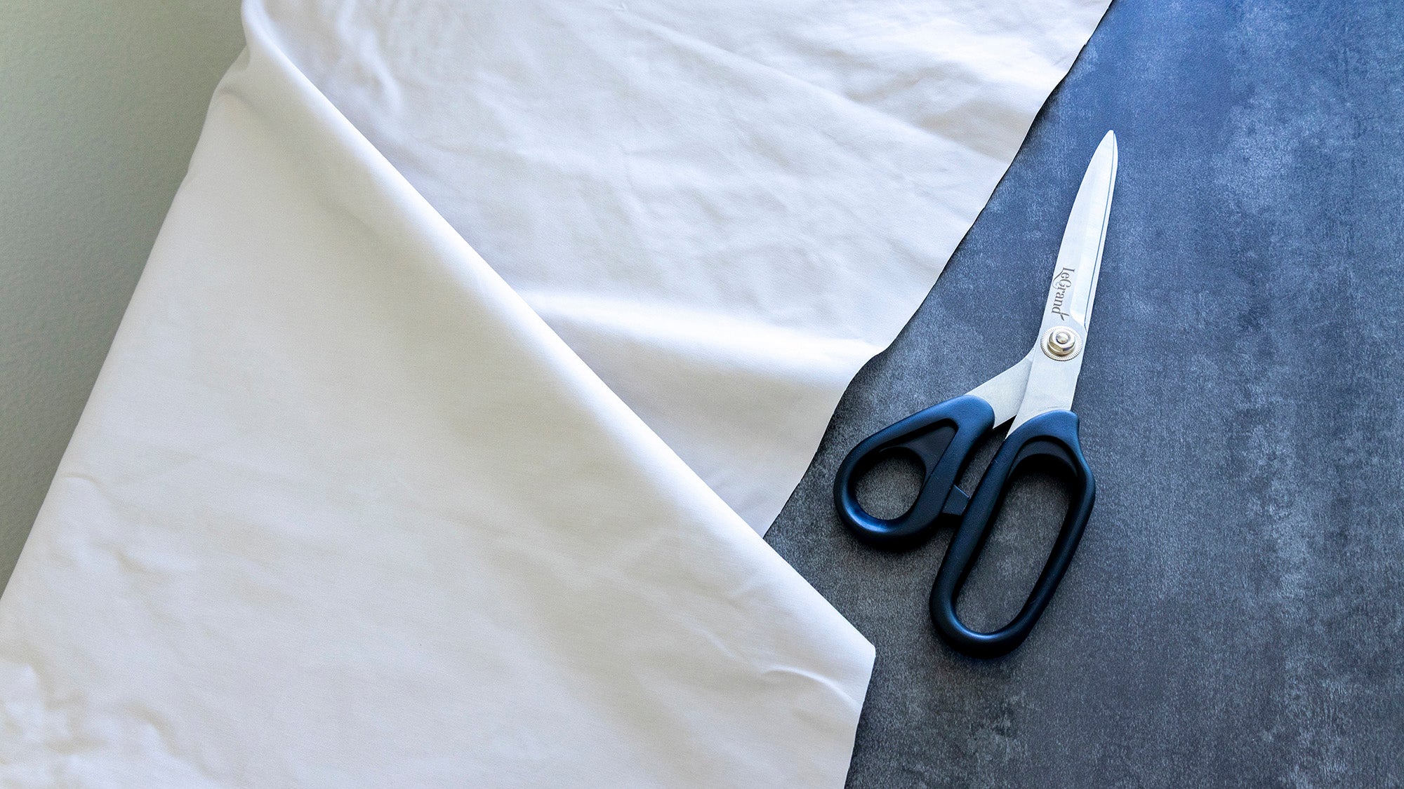 How To Choose Fabric Scissors
