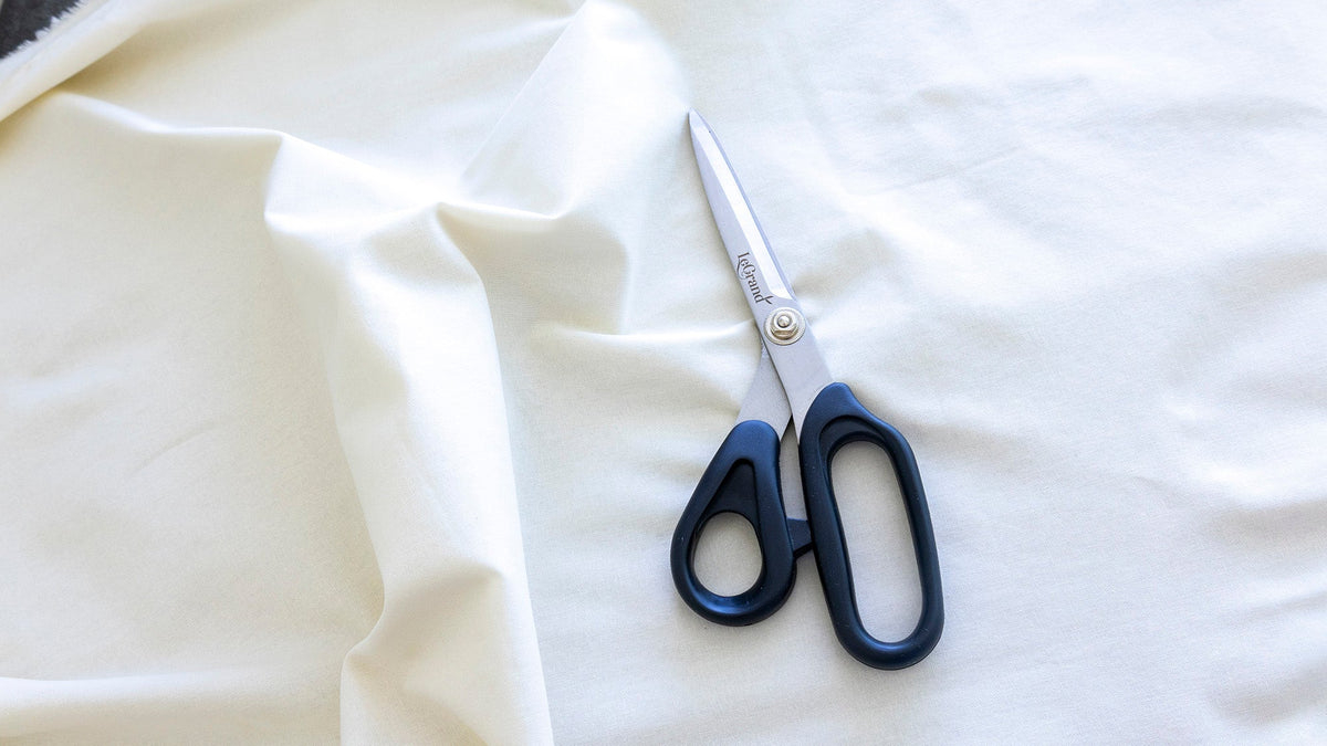 Why Blade Steel Matters in Fabric Cutting Scissors