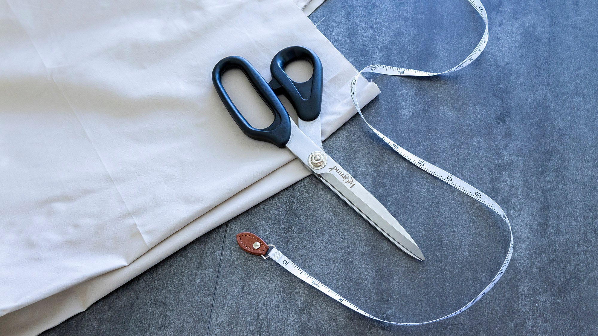 Why Fabric Distorts During Cutting